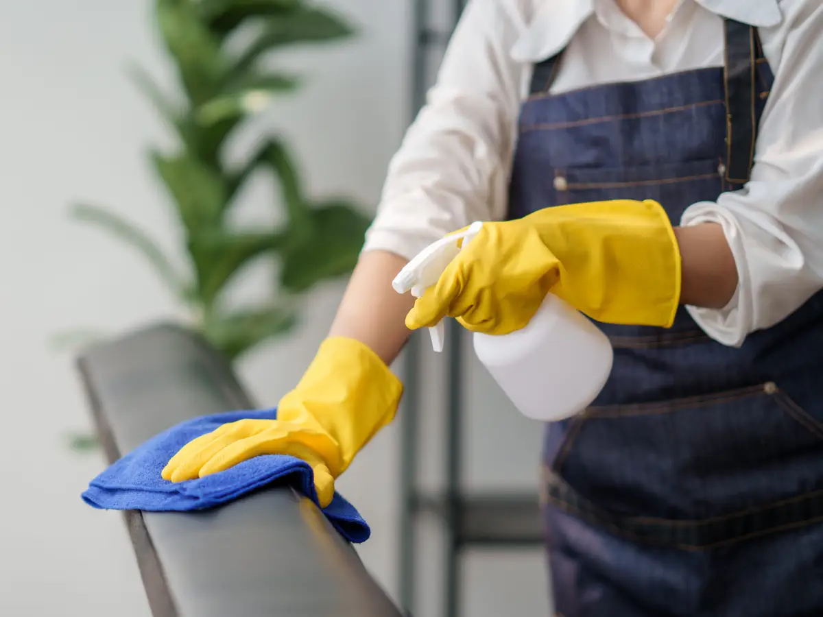 Red Flags When Hiring House Cleaning Services